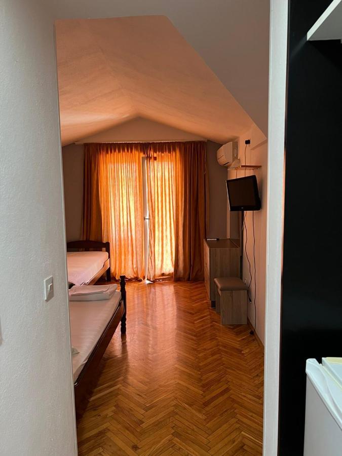 Guesthouse Vila Tamburic Bečići Zewnętrze zdjęcie