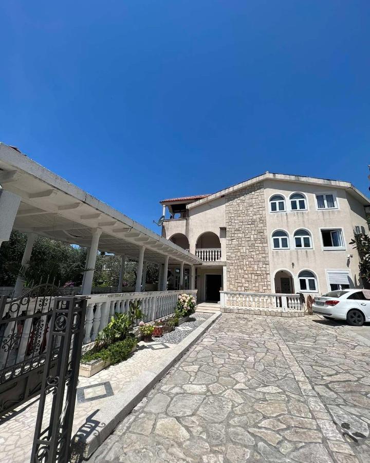 Guesthouse Vila Tamburic Bečići Zewnętrze zdjęcie